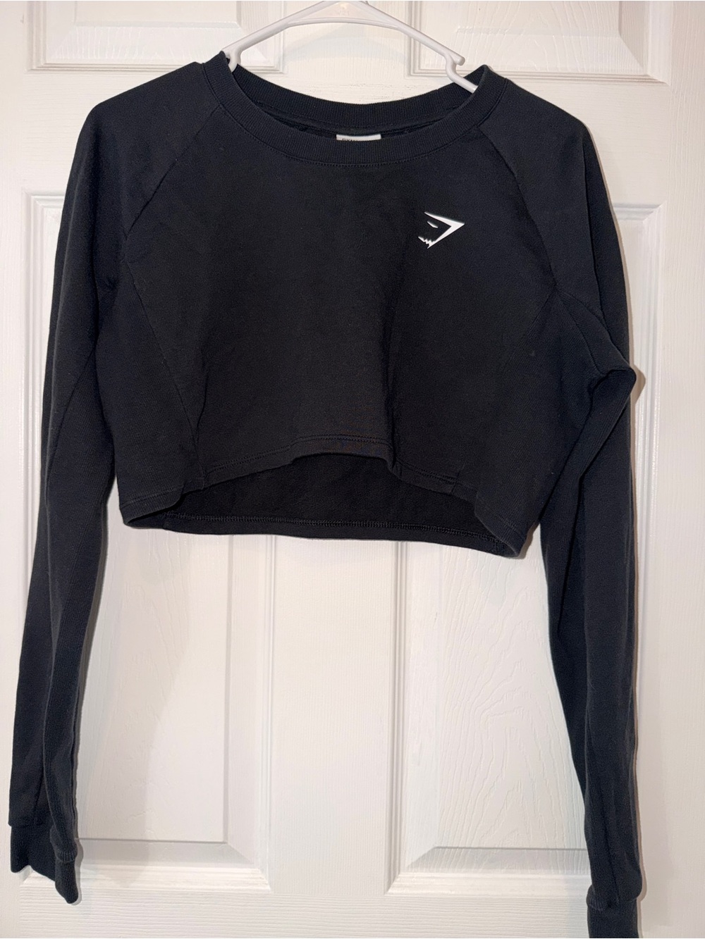 Gymshark Black Cropped Crewneck Long-Sleeve Top